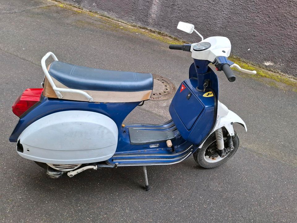 Piaggio Vespa P 80 X Roller Blechroller in Haigerloch