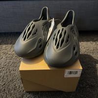 adidas Yeezy Foam RNR Carbon EU 40 1/2 | US 7 | NEU Bayern - Ansbach Vorschau