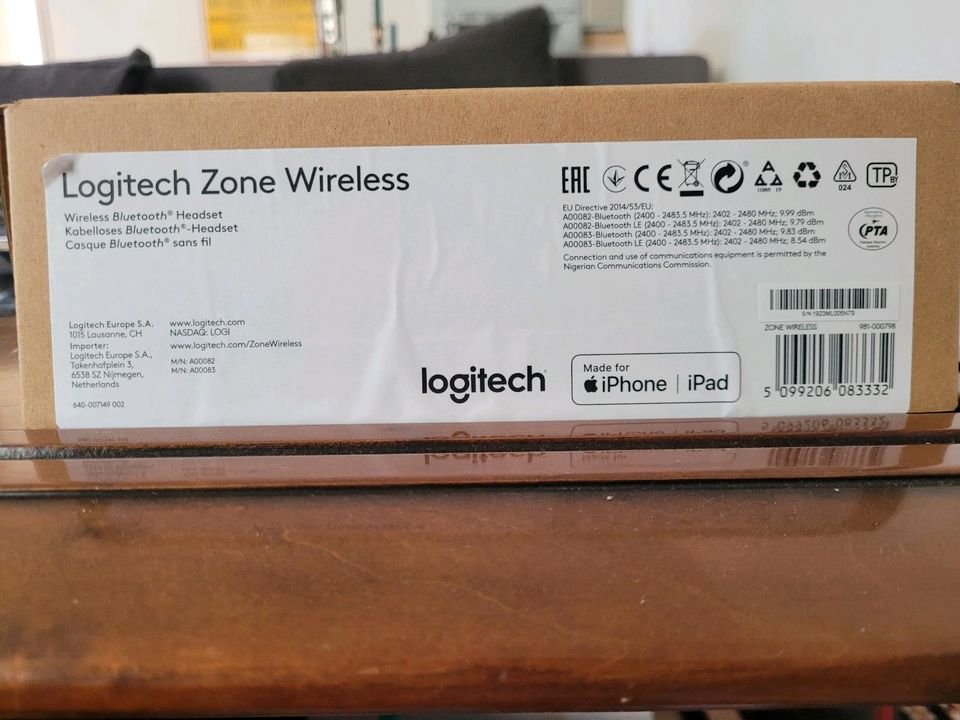 Logitech Zone Wireless Bluetooth Headset in Bad Herrenalb