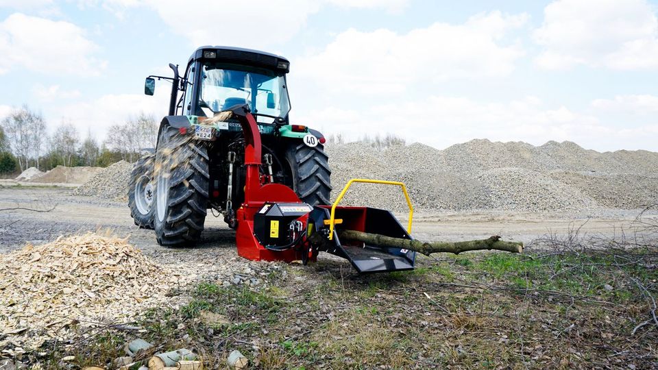 Remet CNC Scheibenhäcksler RT690 R Professionelle Beratung in Halle