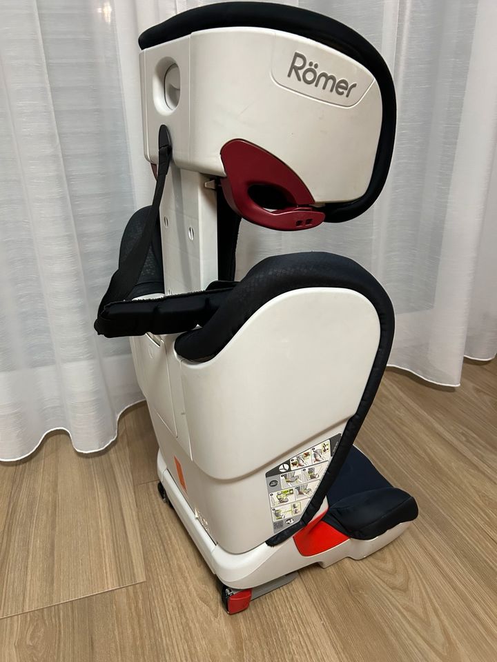 Kindersitz Römer mit Isofix in Reilingen