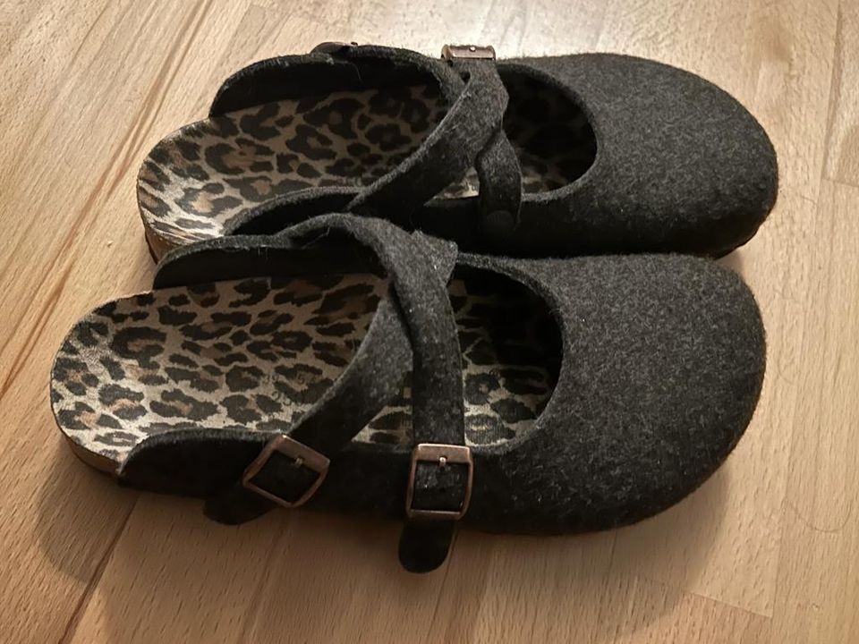 Hausschuhe / Clogs von Papillio Birkenstock in Gr. 39 • in Haan