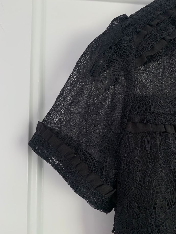 Schwarze Designer Bluse aus zarter Spitze von HOSS Intropia, S, in Düsseldorf