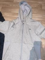 Lacoste Kaputzenpulli Größe M sehr gutem Zustand Hessen - Marburg Vorschau