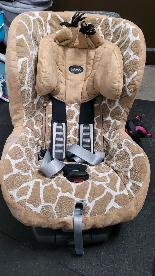 Kindersitz Römer 9-18kg mit Isofix. in Manching