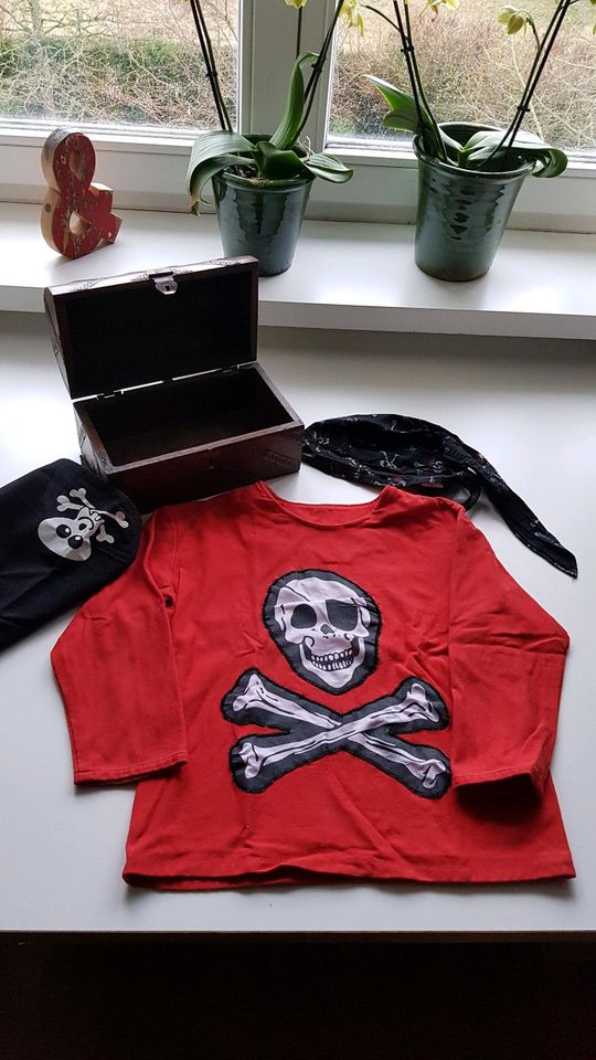 Pirat Verkleidung Kostüm Fasching Schatzkiste Kindergeburtstag in Bünde