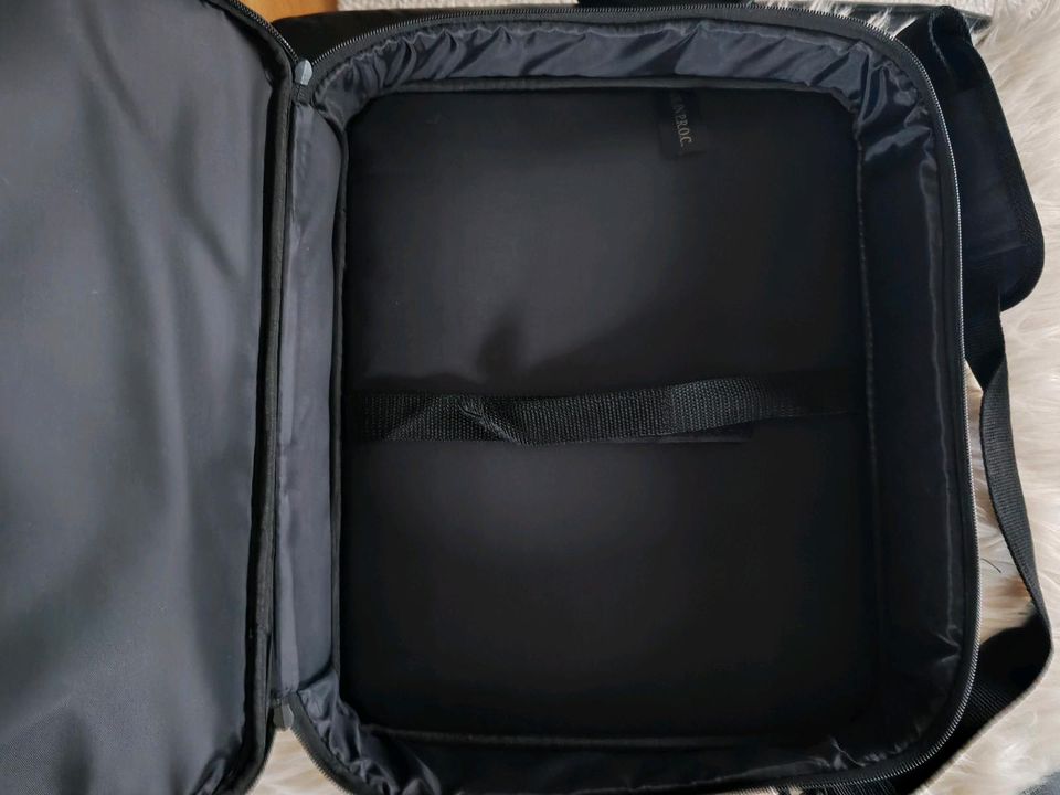 PRAKTISCHE LAPTOP TASCHE SCHWARZ AQUIP SUPER ZUSTAND!!! in Bargteheide