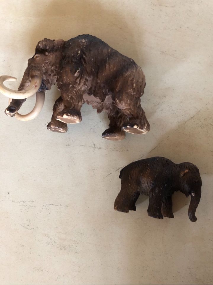 Schleich Mammut mit Baby in Affing