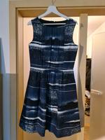 COS Kleid klassischer Schnitt  Gr 38, Plisseefalten, tailliert Brandenburg - Wandlitz Vorschau