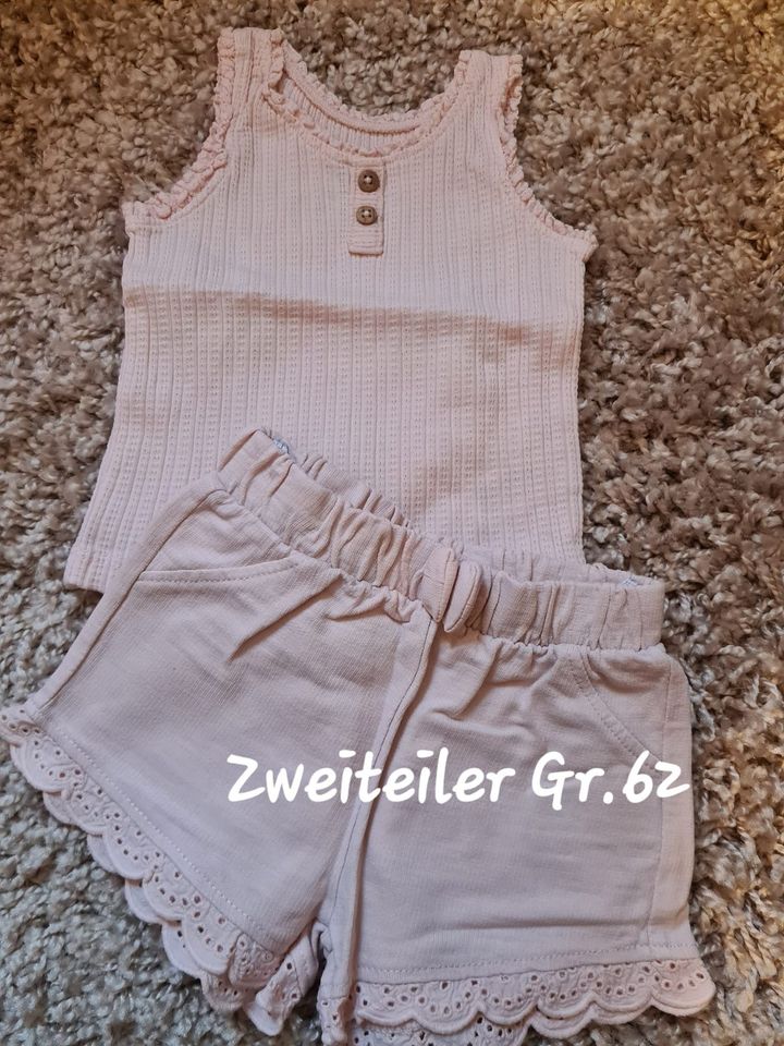 Kurze Hose mit niedlichem Shirt Gr.62 Rosa in Dorsten