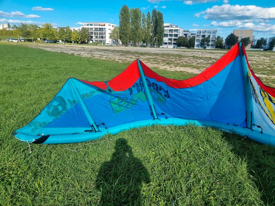North Evo 9m Kite in Leinfelden-Echterdingen