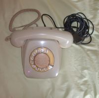 älteres Wählscheibentelefon,Telefon 60-70er Jahre Berlin - Reinickendorf Vorschau