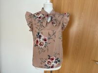 Ungetragene Bluse / Shirt m. Vintage Blumen Muster, Rüschenärmel Baden-Württemberg - Eschbach Vorschau