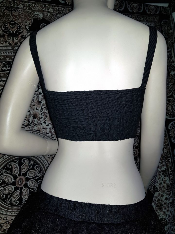 Crop Top Bustier Schwarz XXS 32 34 Schnallen Gothic in Stadtallendorf