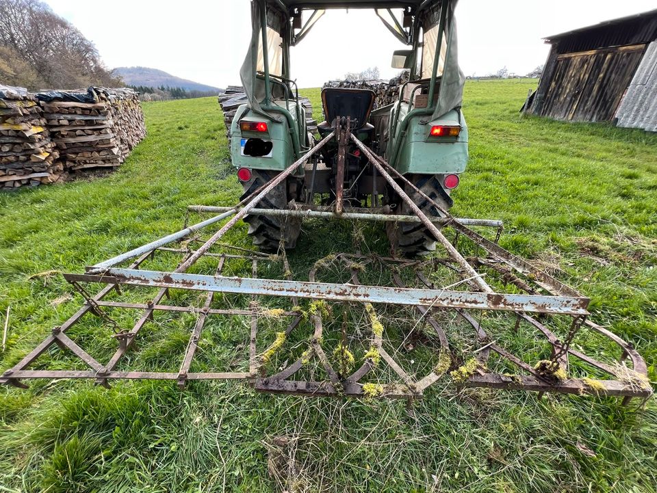 Landwirtschaftliche Anbaugeräte in Adenau