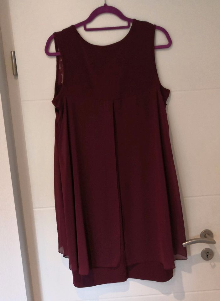 Kleid festlich mit Bolero, einzeln tragbar, bordeaux, Gr 40/42 in Zirkow