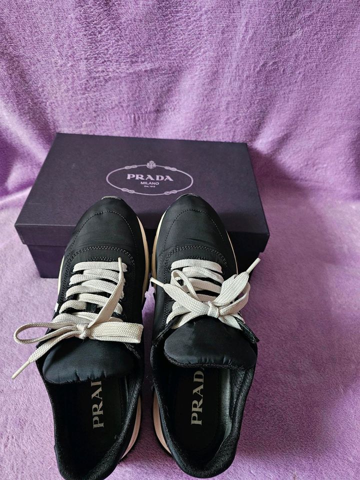 Prada Schuhe 39 Gr. in Münchsmünster