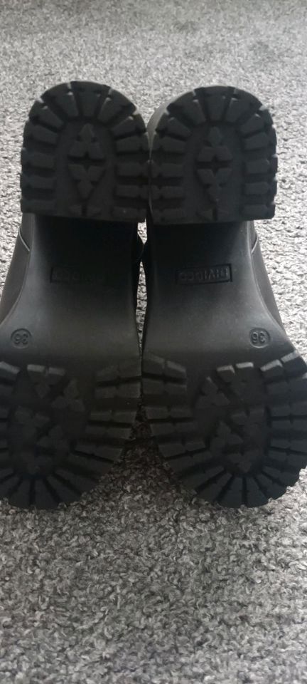 Stiefeletten,  Boots mit Plateau Gr.36 in Köngen