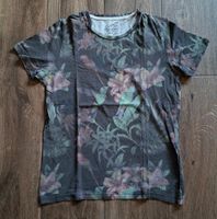 Jack&Jones T-Shirt,Gr. S,bunt,Kolibri,guter Zustand Leipzig - Lindenthal Vorschau