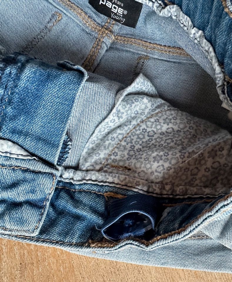 Jeans shorts hot pants Gr.134 in Nienhagen MV