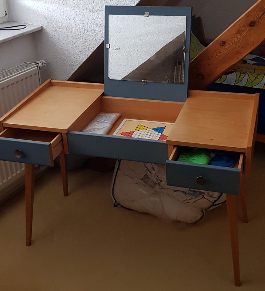 Kinderzimmer - Möbel - Echtholz - DDR - Retro in Eisenhüttenstadt