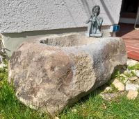 Garten Brunnen, Quellstein, Granit Trog mit Bronze Figur Bayern - Landshut Vorschau