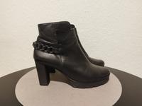 Paul Green Stiefeletten Echtleder 40 (6,5) schwarz Berlin - Lichtenberg Vorschau