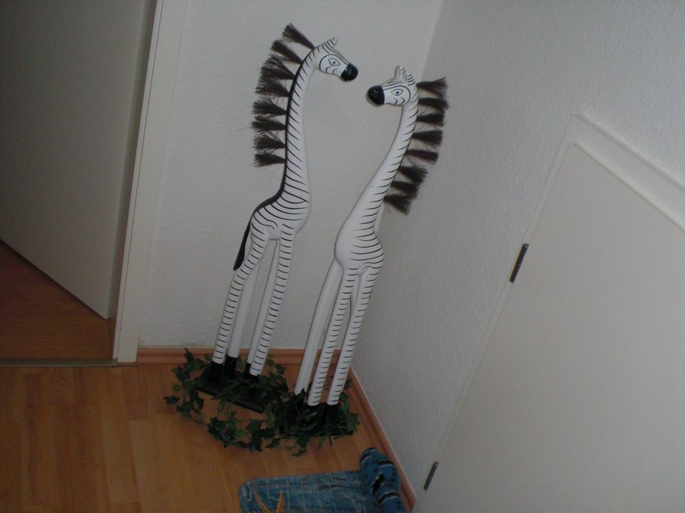 Holzfiguren * Zebra* 1 Meter hoch * in Escheburg