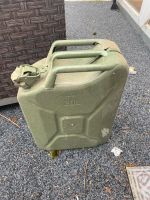 20 Liter Kanister Metal grün Nordrhein-Westfalen - Dormagen Vorschau