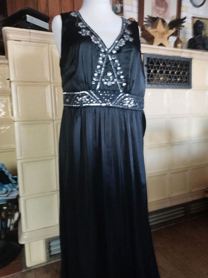 Schönes langes Kleid gr 46 in Sedlitz