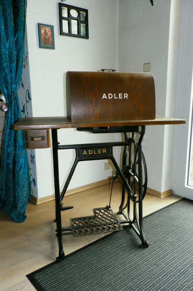 Adler Nähmaschine Dekoobjekt in Hamburg
