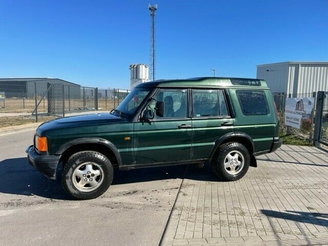 Land Rover Discovery Td 5 Aut./HU 2023 in Beelitz