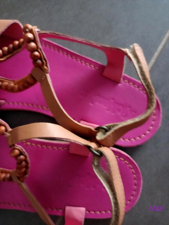 KicKers Leder Sandalen 35 neuwertig braun pink holz neuwertig in Eisenach