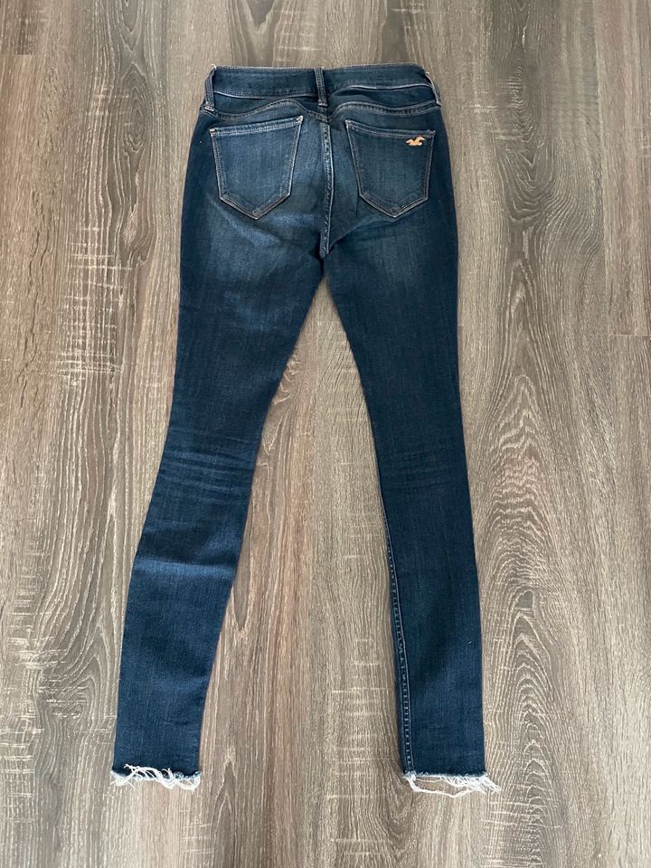 Damen Hollister Super Skinny Jeans in Gr.XS (24/24) in Süßen