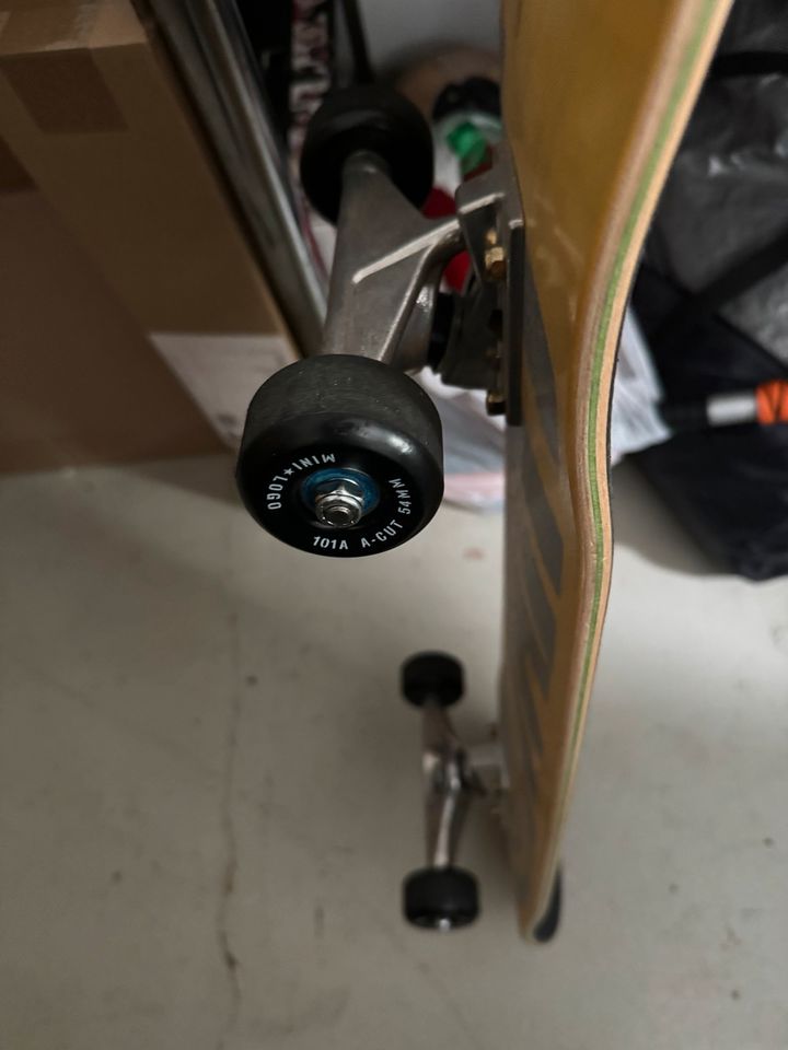 Jart Skateboard komplett wie neu 8.25 in Waiblingen