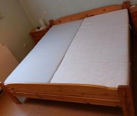 Doppelbett aus Kiefernholz 1,80 x 2,00 m Niedersachsen - Uetze Vorschau