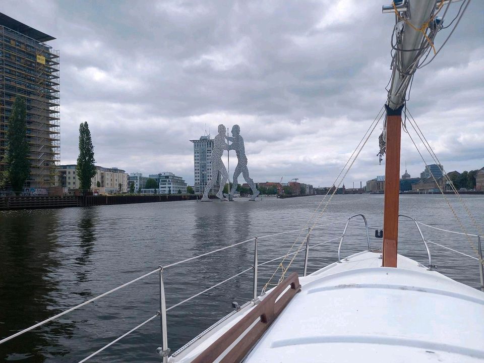 Segelboot Swinger 25,  Yamaha FT8DEL 8PS, Hafentrailer und Platz in Berlin