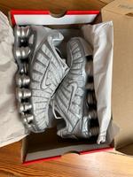 Nike chrome shox TL 38,5 38 Silber weiß neu Berlin - Mitte Vorschau