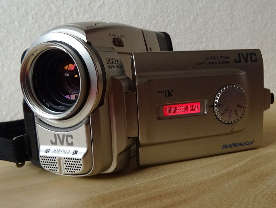 JVC GR-DVL9800 MiniDV Camcorder teilweise defekt für Baster in Dresden