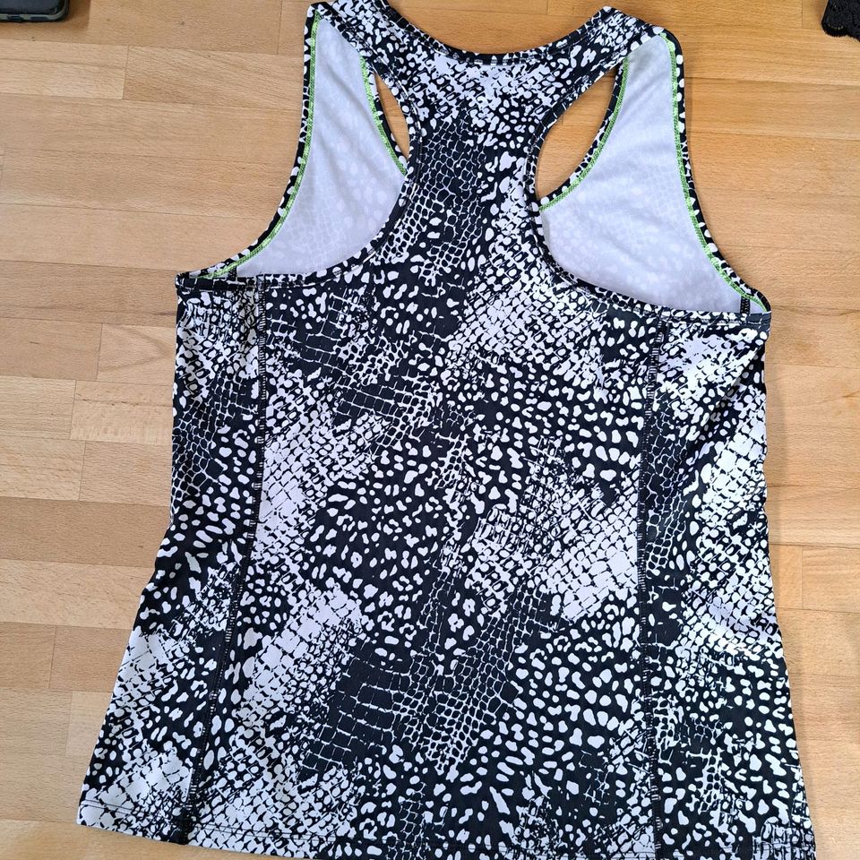 Sport Top von H&M in Kassel