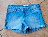 Jeans Shorts Damen Größe 36 blau C&A  kurze Hose Sachsen - Frohburg Vorschau