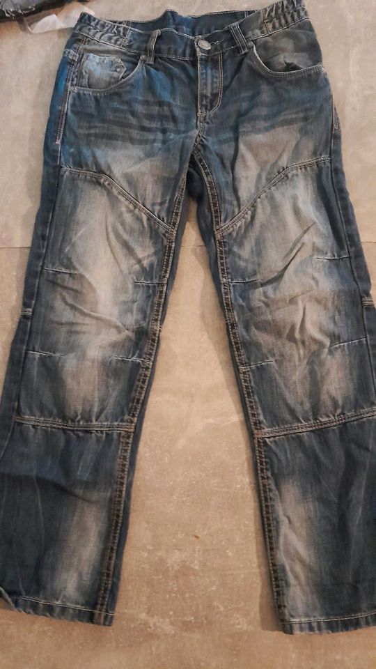 Jungen Jeans 140 in Gelsenkirchen