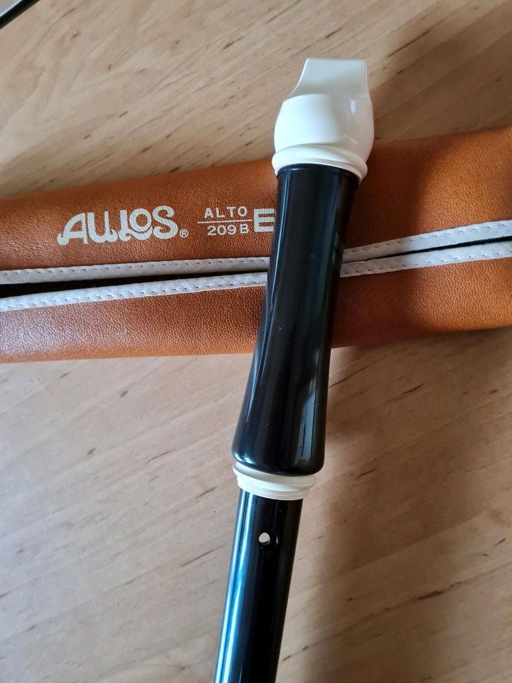 Aulos Alto 209 B Altflöte,schwarz,Etui,TOP !!! in Neuwied