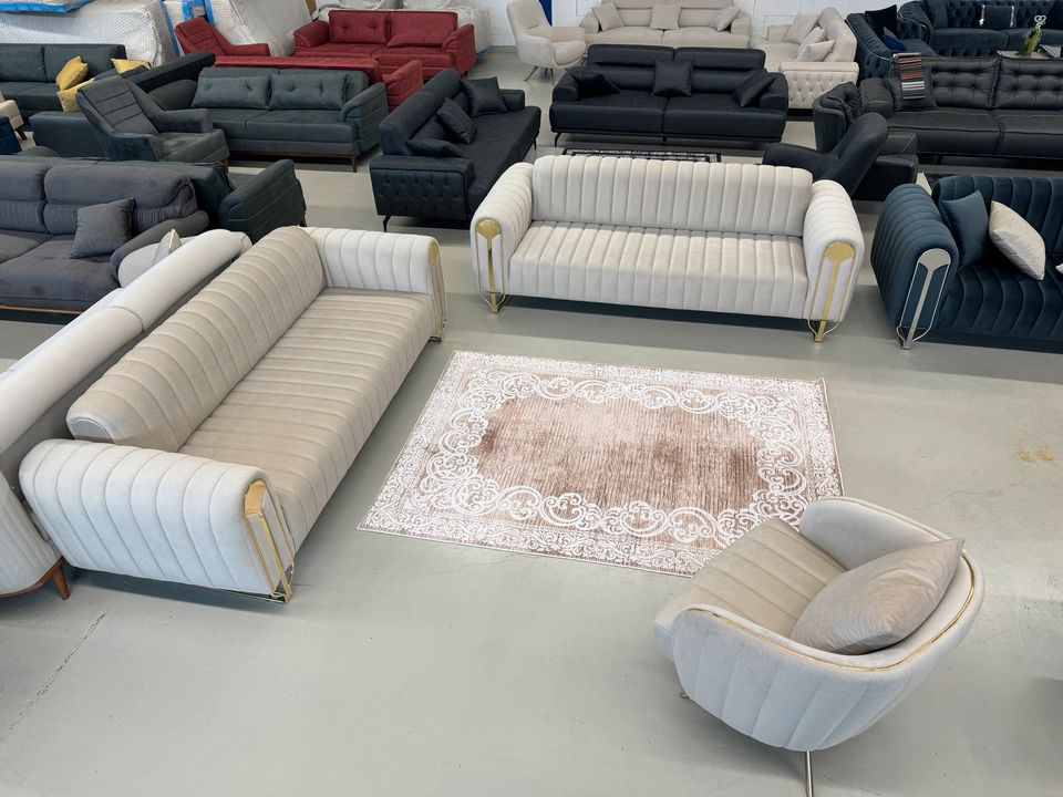 Sonderangebot auf Lager Ware solange Vorrat reicht!!! (Stil Couch Set 3+3+1) Sofa Sessel Couch Wohnzimmer Gästezimmer Relax Bett Funktion QMLager QM Lager in Ursensollen