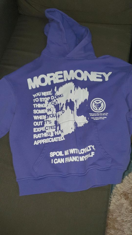 Hoodie More money more love in Wallmerod