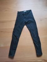 Bershka Jeans Gr. 36 schwarz Hessen - Limburg Vorschau