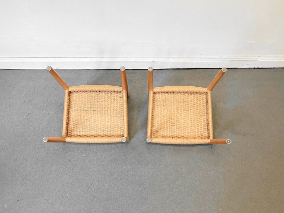 1/2 Niels O. Møller Stühle Eiche Oak Chairs Modell 84 Set 2 1955 in Berlin