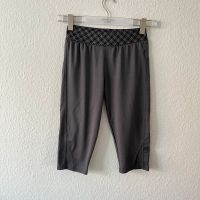 Crivit Kurze Sporthose Leggings grau Muster Hose Sport S H&M Niedersachsen - Oldenburg Vorschau