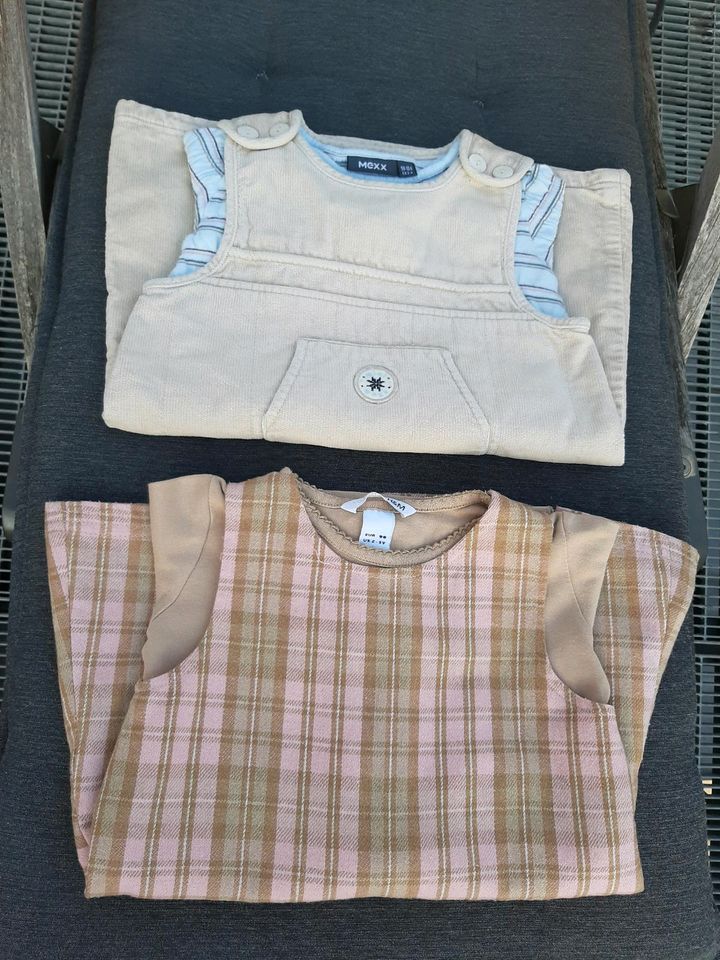 2 Kleider mit passendem Sweatshirt, Größe 92/98/104 in Klingenberg am Main