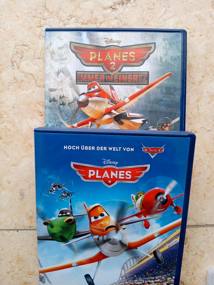 DVDS, Kinder, Cars, Planes, in Wolnzach